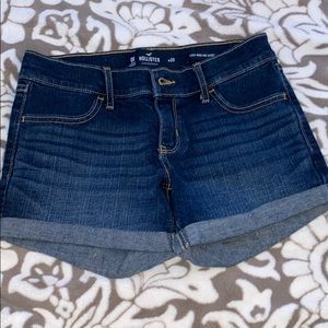 Size 00 Hollister Jean shorts